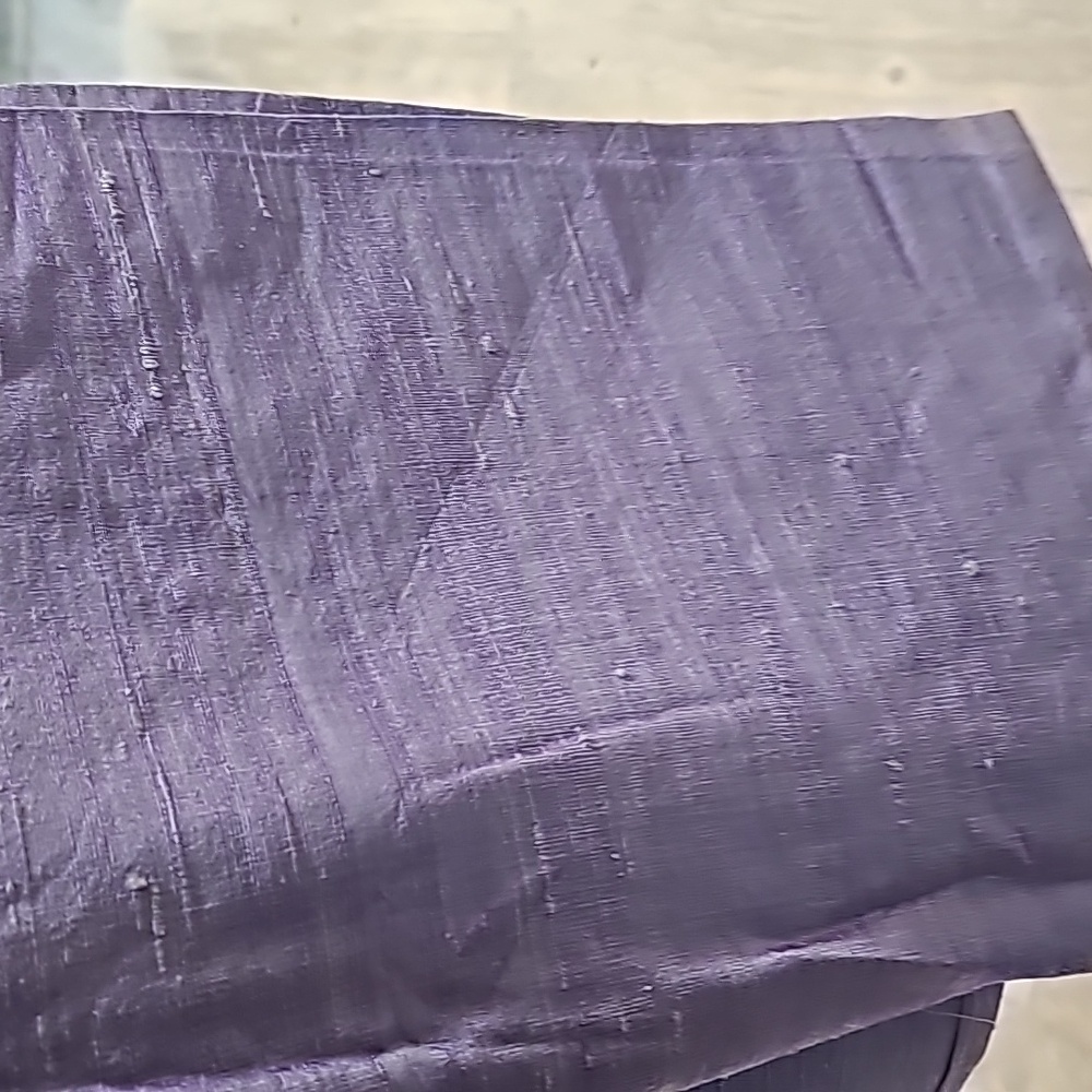 Beautiful  Lavender silk approx  5 yards - Picture 2 of 4